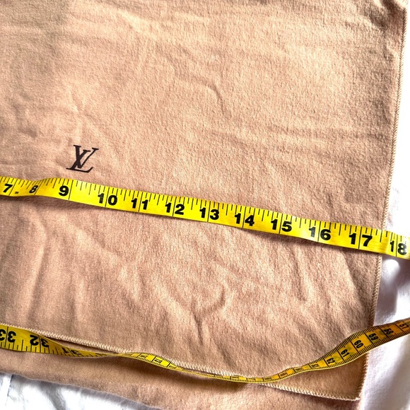 Vintage Louis Vuitton large dust bag 17.5 X 13 - Picture 2 of 4